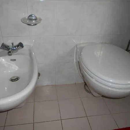 Casa Vacanze Cenesi *